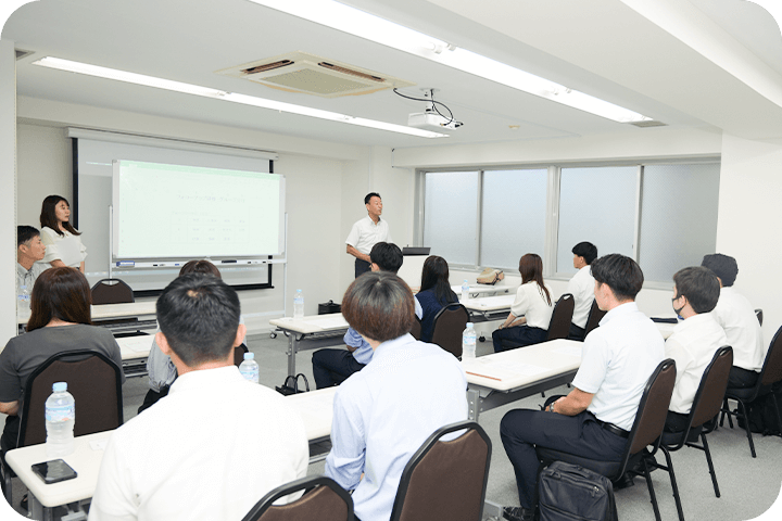 「新入社員研修」の写真