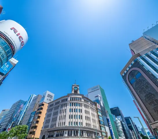 写真:銀座4丁目交差点・銀座和光